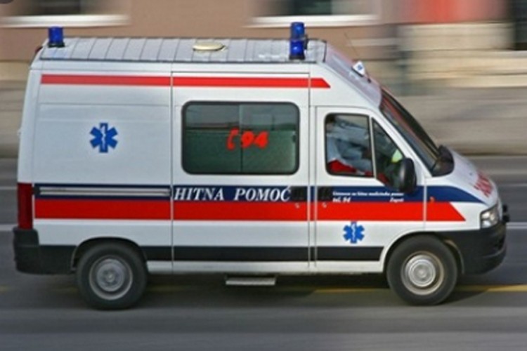 Pretučen mladić u Zemunu