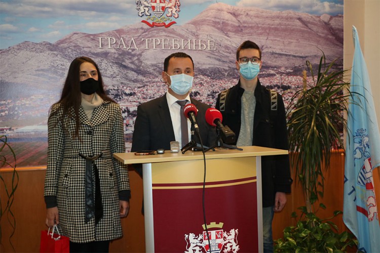 Gradonačelnik Trebinja upriličio prijem za gimnazijalce