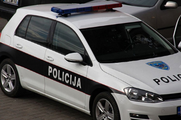 Devetogodišnje dijete teško povrijeđeno u udesu