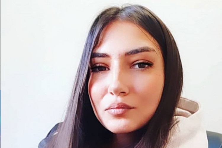 Kćerka Džeja Ramadanovskog smogla snage da otpjeva očevu pjesmu