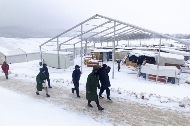 Migranti bez struje i vode, ostavljeni na milost i nemilost