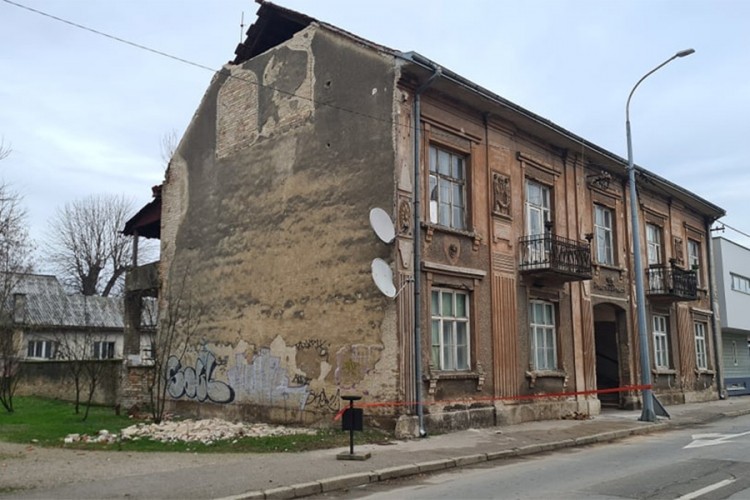 Gradonačelnica Siska: U zemljotresu nema povrijeđenih, materijalna šteta nije velika
