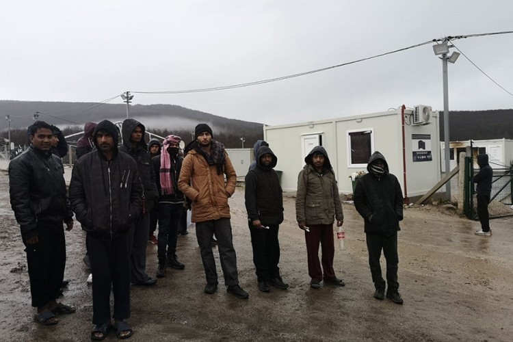 Danas nastavak izmještanja migranata iz kampa "Lipa"