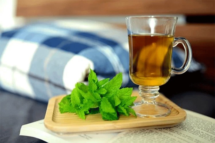 Nutricionisti otkrili kojih pet čajeva tope salo