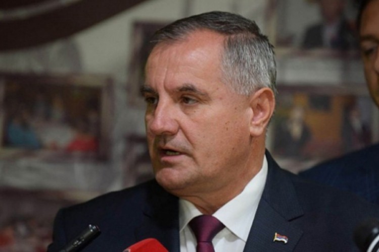 Višković: Finansijska pomoć stradalim u zemljotresu u Glini