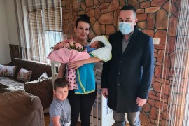 Jerinić darovao prvorođenu bebu u Doboju sa 1.000 KM