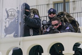 Mediji: Policija upucala ženu ispred Kapitola