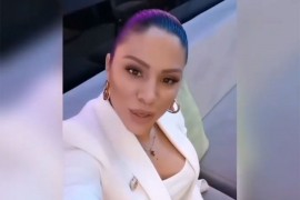 Sandra Afrika u kupaćem na minusu