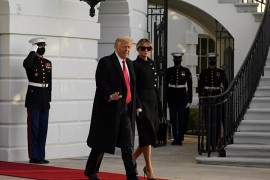 Donald i Melanija Tramp ostavili poruke za Bajdena i suprugu