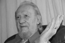 Preminuo crnogorski pjesnik Jevrem Brković