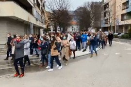 Zdravstveni radnici na protestu traže ostavku Vlade HNK
