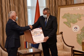 Arlov uručio zahvalnicu Viškoviću za pomoć Odboru