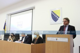 CIK će podnijeti krivične prijave protiv pojedinih članova biračkih ...