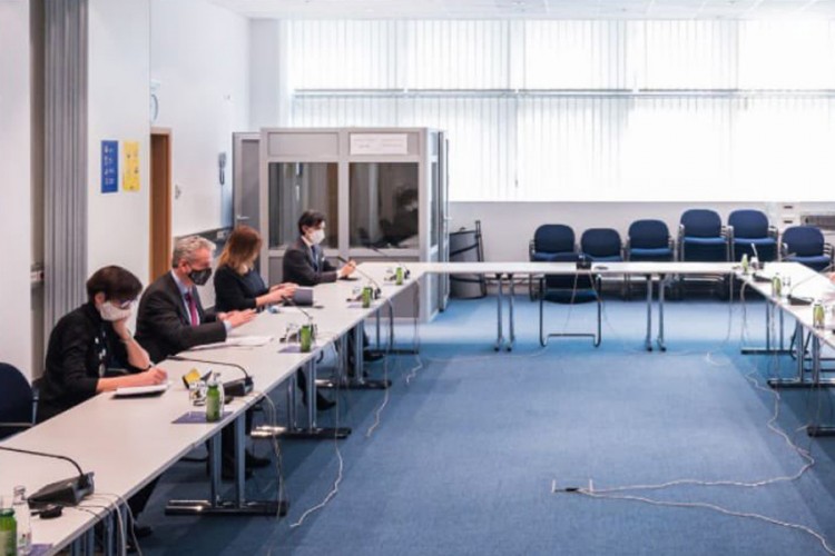 Zatler sa Cikotićem: Hitno riješiti situaciju sa migrantima u USK