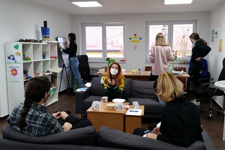 Resursni centar u Dragočaju uprkos pandemiji radi punom parom
