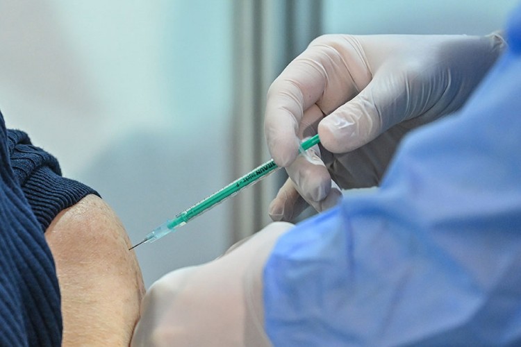 Počela vakcinacija zdravstvenih radnika u Srbiji