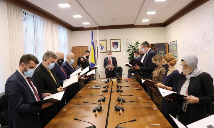 Odbor za zaštitu prava Srba: Nova Vlada KS neustavna