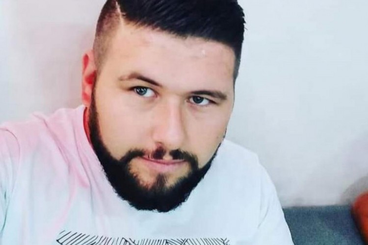 Poznat identitet ubijenog mladića u Velikoj Kladuši