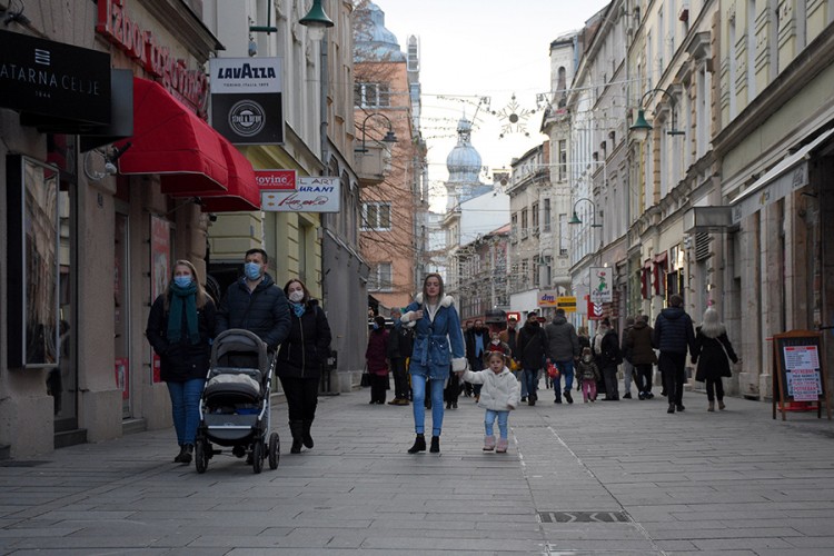 Vlada FBiH: Krizni štab da preispita neustavne mjere protiv virusa korona