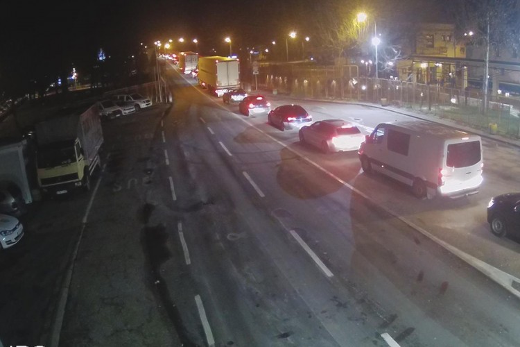 Pojačan saobraćaj na graničnom prelazu Gradiška