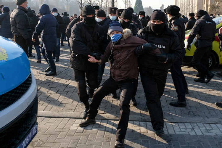 Kazahstan: Nekoliko desetina ljudi uhapšeno na protestima