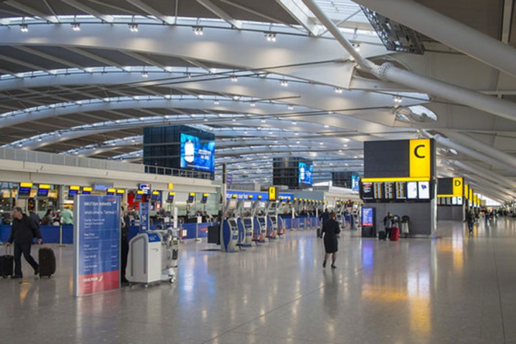 Promet putnika na aerodromu Hithrou pao 73 posto