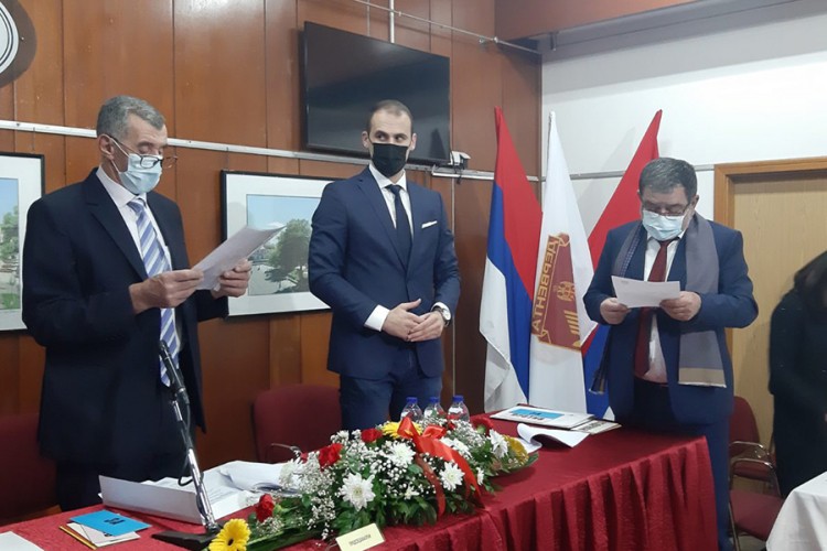 SDS formirao većinu u Derventi, Zemunović predsjednik Skupštine