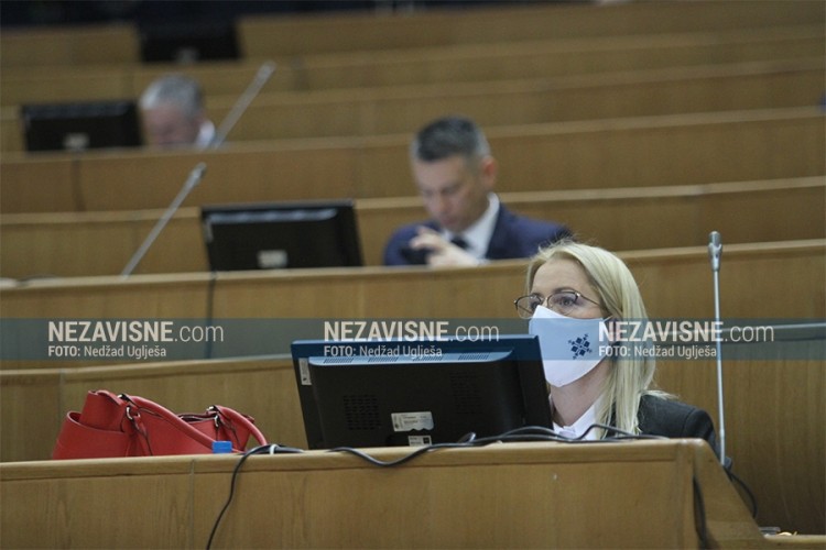 Bursać o Zvizdićevoj inicijativi: Nigdje u Ustavu ne piše da imovina pripada BiH