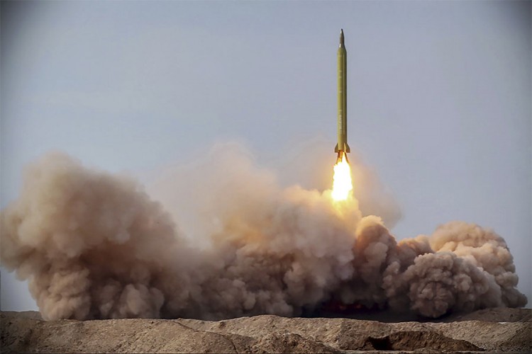 Iran nastavio vježbu, potopljen "neprijatelj" u Indijskom okeanu