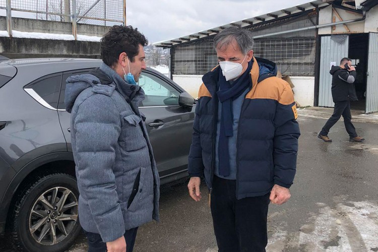 U Kostajnicu stigla pomoć SNV