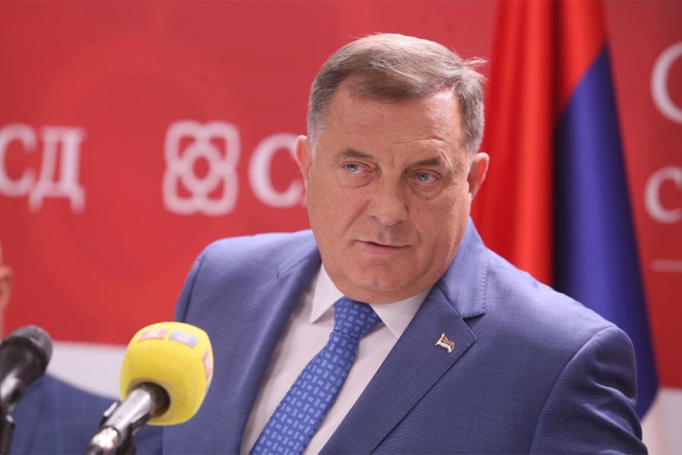 Dodik: RS će odustati od 9. januara kad Amerika odustane od 4. jula