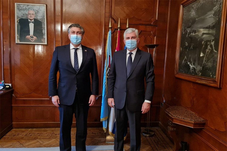 Čović u Zagrebu razgovarao s Plenkovićem