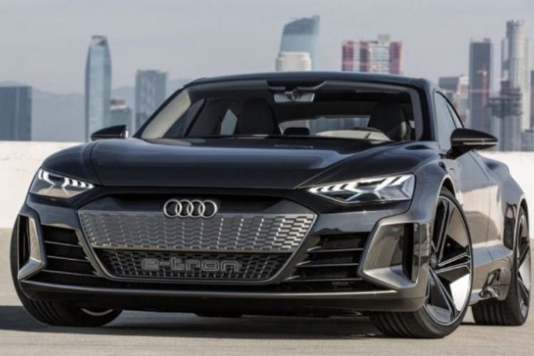 Audi E-tron GT stiže 9. februara
