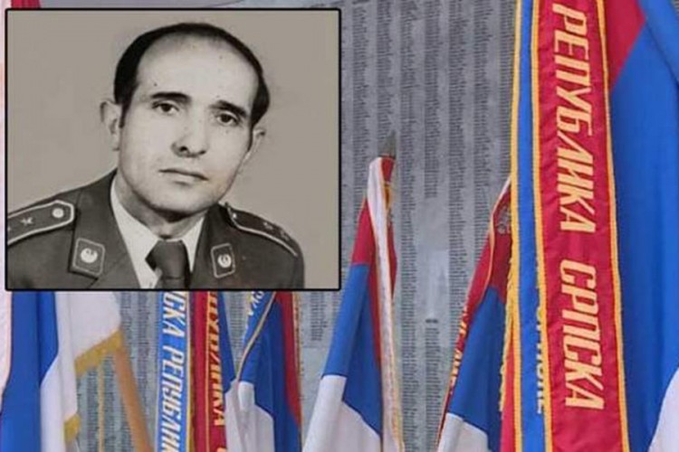 Pukovnik Veljko Petrušić sahranjen na Palama