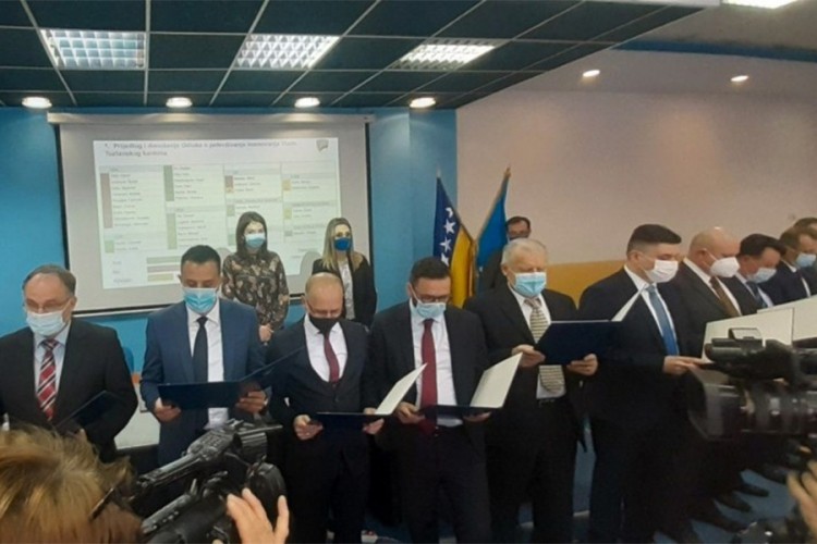 Imenovana nova Vlada TK, Kadrija Hodžić premijer