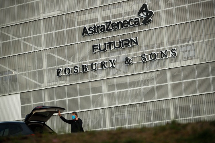 AstraZeneca objavila ugovor sa evropskom komisijom