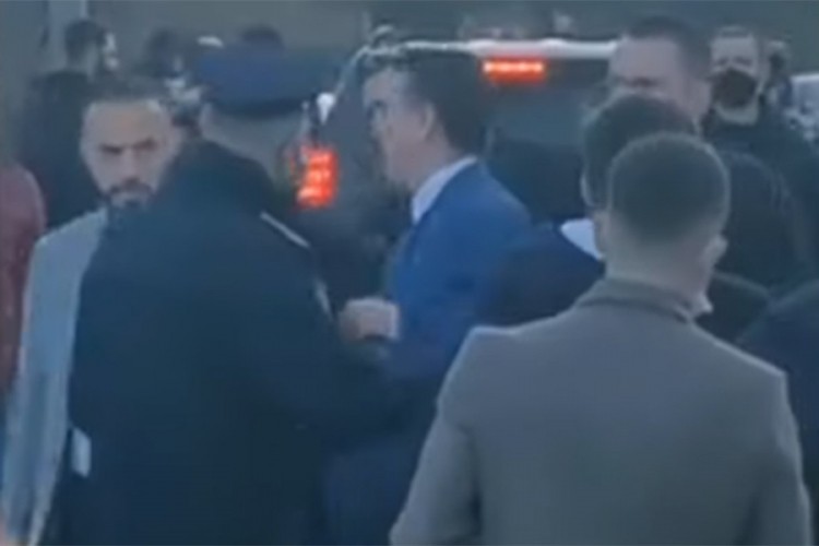 Osmani i Kurti izviždani na sjeveru KiM