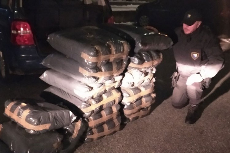 Zaplijenjeno 280 kilograma duvana namijenjenog za crno tržište