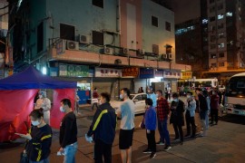Policija zatvara blokove zgrada, svi moraju na test