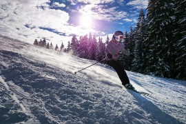 Slovenija ublažava neke mjere, otvara i skijališta