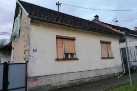 U Kostajnici sedam objekata urušeno, 135 značajno oštećeno