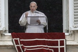 Papa: Oslobodite političke zatvorenike u Mjanmaru