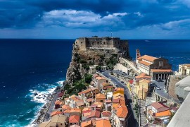 Italija: Praznili i preprodavali grobnice