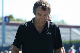 Vilander: Zabrinut sam za Novaka, sklonite to sa terena