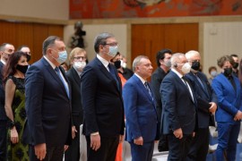 Vučić uručio odlikovanja povodom Dana državnosti