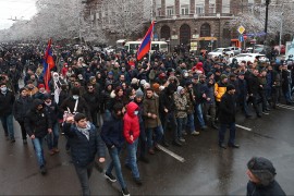 Demonstranti u Jermeniji zahtijevaju ostavku Pašinjana
