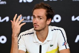 Medvedev: Ne znam šta Novak radi