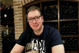 Vučić: Retke su večeri kada se smejem i opuštam