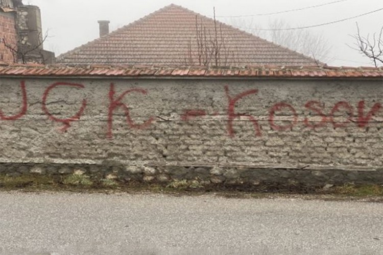 Grafit "UČK Kosovo" osvanuo u Goraždevcu