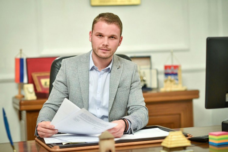 Stanivuković otkrio kome će podijeliti svoju prvu platu